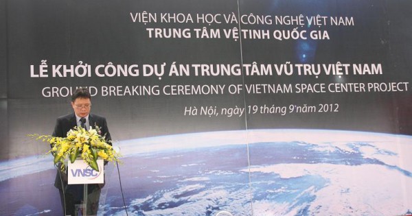 Prof. Chau Van Minh - President of VAST at the Ceremony